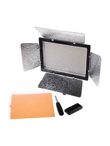 Светодиодный осветитель Yongnuo YN-900 L LED 3200-5500K фото