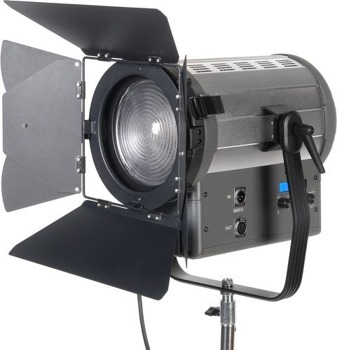 Осветитель светодиодный GreenBean Fresnel 200 LED X3 Bi-color DMX фото