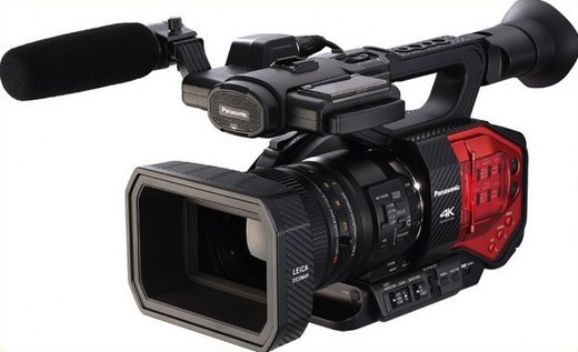 Видеокамера Panasonic AG-DVX200 фото
