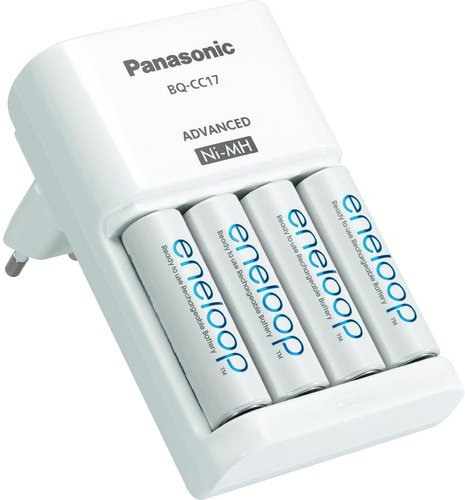 Зарядное устройство Panasonic Advanced (K-KJ17MCC40E) для 1-4 акк АА/ААА Ni-MH + 4шт АА 1900 mAh фото