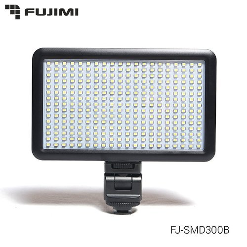 Универсальный светодиодный осветитель Fujimi FJ-SMD300B на SMD диодах фото