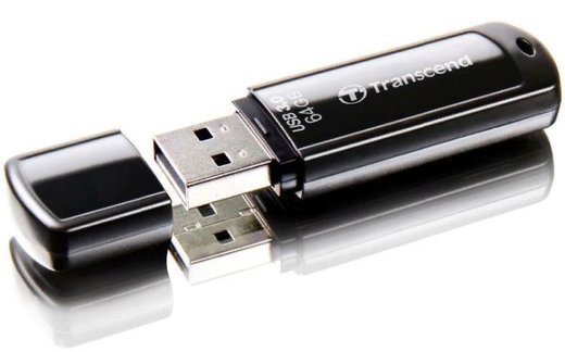 Флеш-накопитель Transcend JetFlash 700 USB 3.1 64GB фото