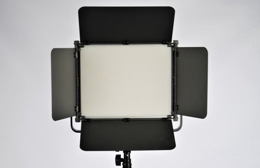 Светодиодный осветитель FST SFL-120BPro фото